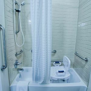 Queen Suite Two Queen Beds Accessible Tub Non-Smoking